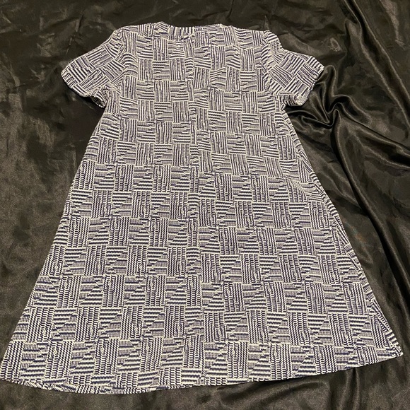Zara, Cute dress. Size small, Navy blue & white, Mini length. - Picture 4 of 5